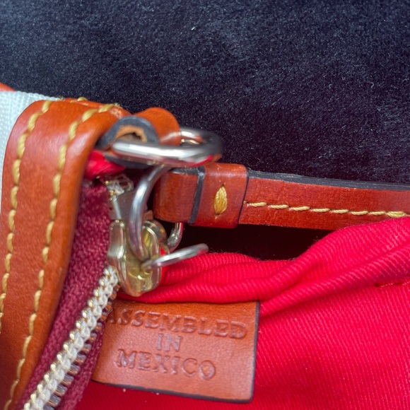 Dooney & Bourke Large Slim Wristlet - Picture 7 of 15